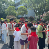 梳子铺乡中心小学举行“红领巾爱祖国，争做新时代好队员”2026年新队员入队仪式