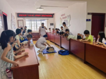 老渡口社区开展暑期安全教育暨科学实验公益活动