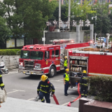 实战练兵淬本领 消防筑防护平安——零陵区政务服务中心开展消防应急演练