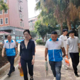 月满中秋送温暖 爱心走访暖民心