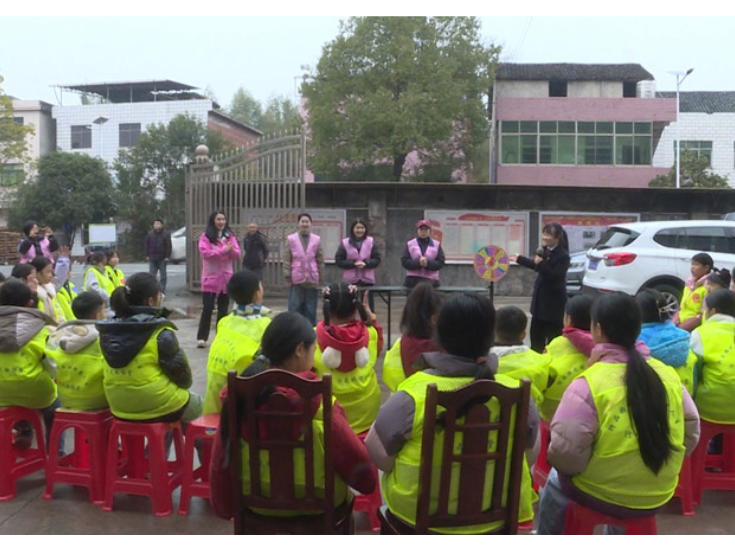 衡南县妇联：把爱带回家 暖心相伴护成长