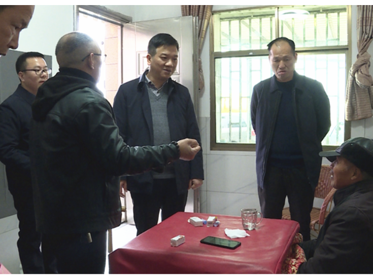 县政协主要领导开展春节前走访慰问并督导安全生产工作