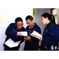 株洲渌口区：36名业主喜领产权证