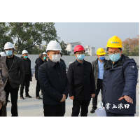 李晓彤调研工人文化宫配套基础设施工程建设项目建设情况