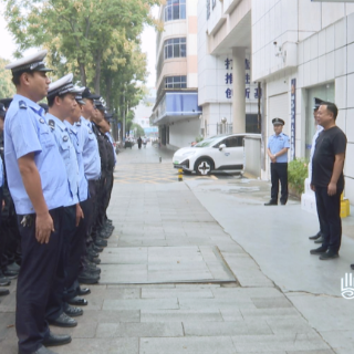 李晓彤调研重点项目进展情况并开展节日慰问