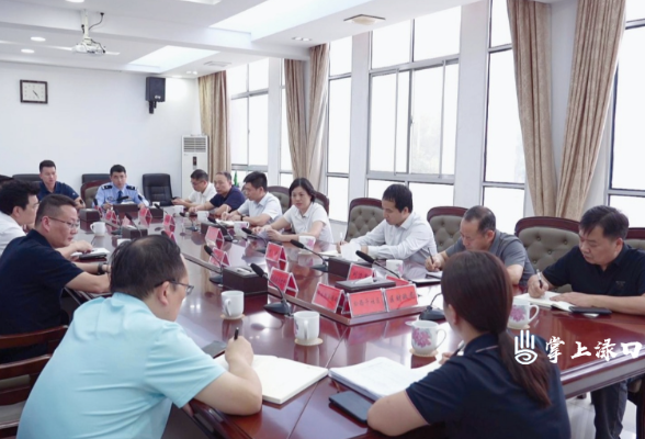 赖晓智调研老灶台项目推进及常态化帮扶工作