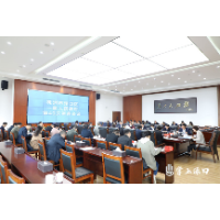 赖晓智主持召开区一届政府第40次常务会议