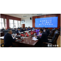 刘克胤主持召开渌口区一届人民政府第32次常务会议