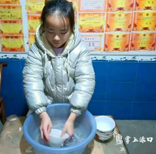 劳动吧，春风少年！