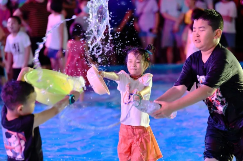 芙蓉国评论丨用多手“凉”策应对高温“烤”验