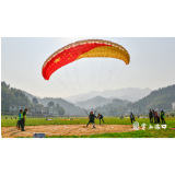 2020年湖南株洲第二届全国友好城市滑翔伞邀请赛在渌口区开赛