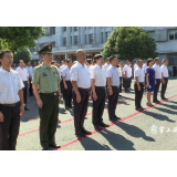 渌口区举行升国旗仪式 祝福伟大祖国繁荣昌盛！