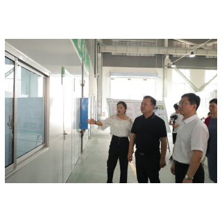 聚焦校园餐安全 李晓彤带队考察渌口集采集配中心