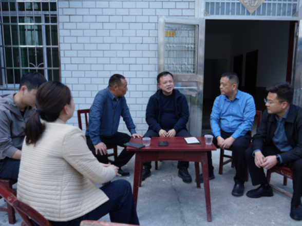 李晓彤督导烟花爆竹禁限燃、小区消防安全等工作