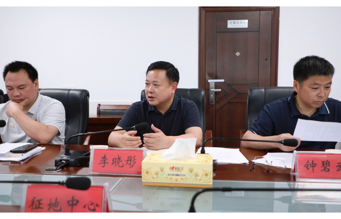 李晓彤主持召开渌口区重复信访事项调度会