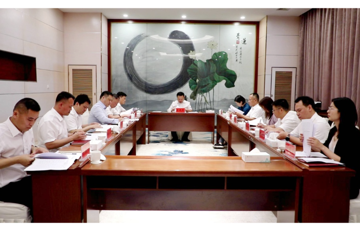 李晓彤主持召开区委常委会2026年第14次会议