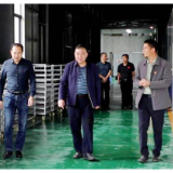 余群明一行来渌口区调研农产品“出湘出海”工作
