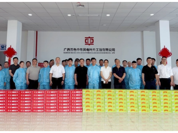 李晓彤赴百色工厂调研 慰问一线渌口区籍员工