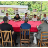 专家“把脉”到田间 杨梅村研讨农业“小切口”破题之路