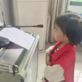 童声传安全 护航平安暑期!南洲镇湘东村创新开展“小小广播员”志愿宣传活动