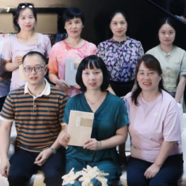 “文学照亮三湘”常态化惠民活动走进渌口 书友共读知名作家刘克邦散文集《自然抵达》