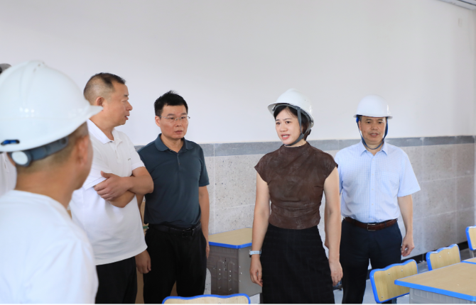 赖晓智督导湖南师大附属渌口实验中学秋季开学筹备工作