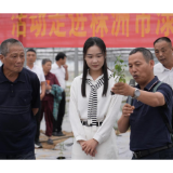金椒飘香助振兴 省委组织部“田间课堂”走进株洲市渌口区