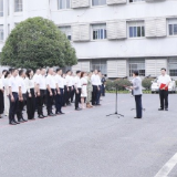 渌口区举行国庆升国旗仪式 缅怀革命先烈祝福伟大祖国