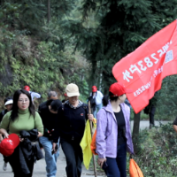重阳打卡君山:登山祈福热 康养正当时
