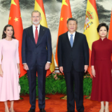 习近平会见西班牙国王费利佩六世