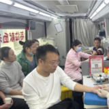 龙潭镇：干群同心献热血 奉献担当暖人心