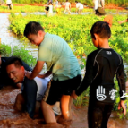 放肆“摸鱼” 快乐过暑假