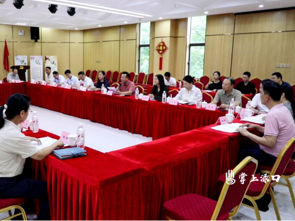 李晓彤到株洲钻石人力资源管理服务有限公司调研