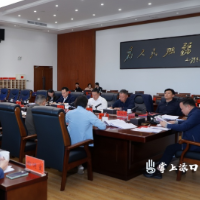 李晓彤主持召开区委常委会2026年第12次会议