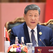 习近平出席金砖国家领导人第十八次会晤第二阶段会议并发表重要讲话