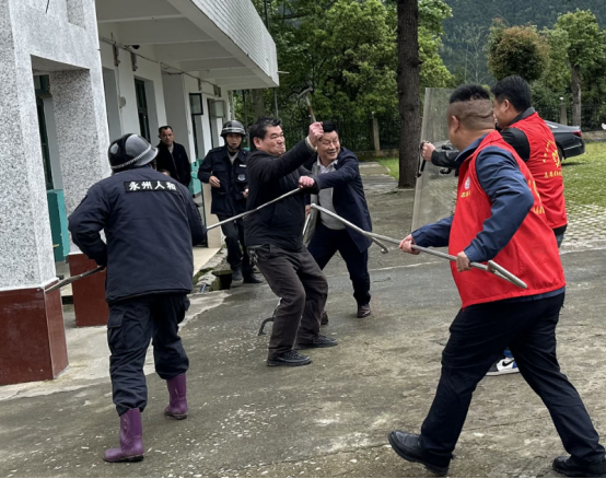 双牌麻江：新时代文明实践活动进校园 打通宣传教育“最后一公里”549.png