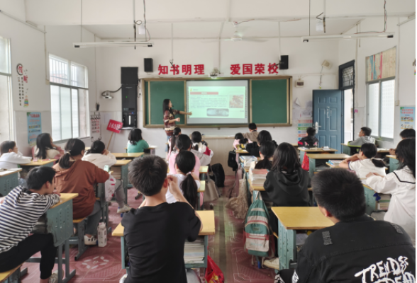 双牌县各中小学开展“清明祭英烈”主题教育活动