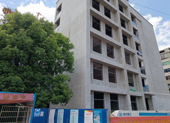 双牌：项目建设不松劲 顶着烈日赶进度468.png