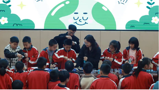 双牌:“三抓三强”激活公务员教育培训新动能1133.png 双牌:“三抓三强”激活公务员教育培训新动能1133.png