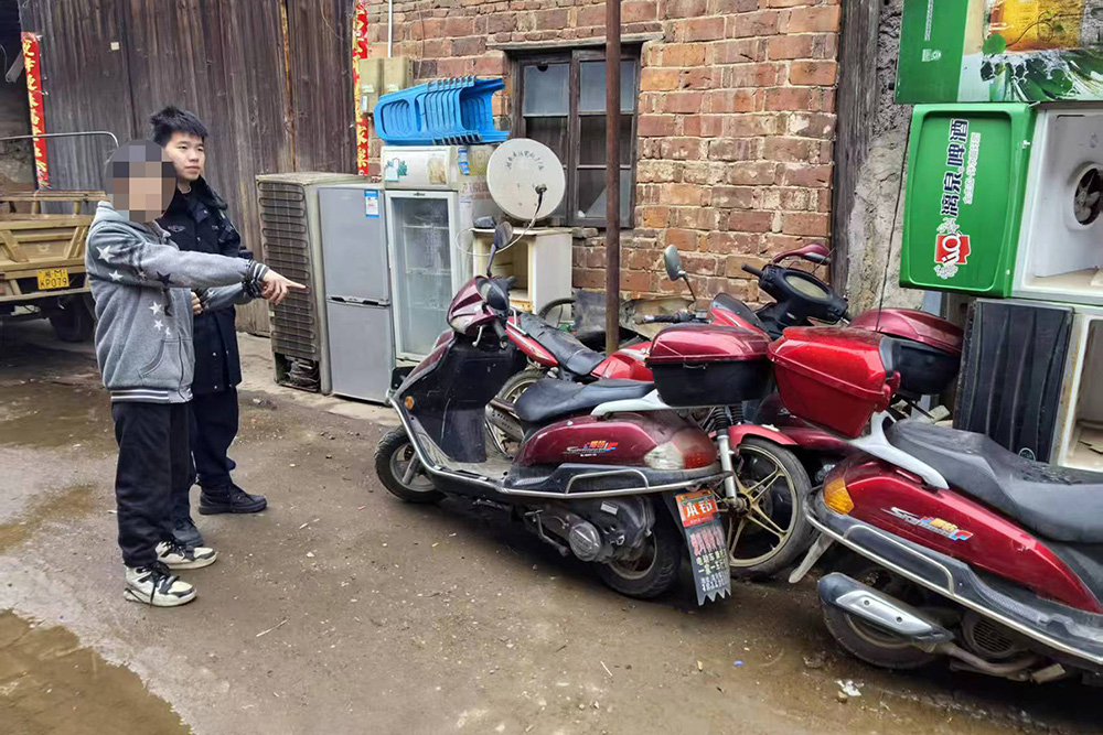 偷车犯落网!双牌公安破获系列摩托车盗窃案2.jpg