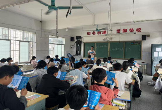 双牌：开展防溺水专项督查 筑牢学生安全防线494.png