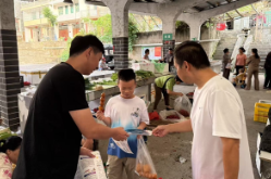 双牌打鼓坪乡：赶集日宣传防溺水 筑牢暑期安全网