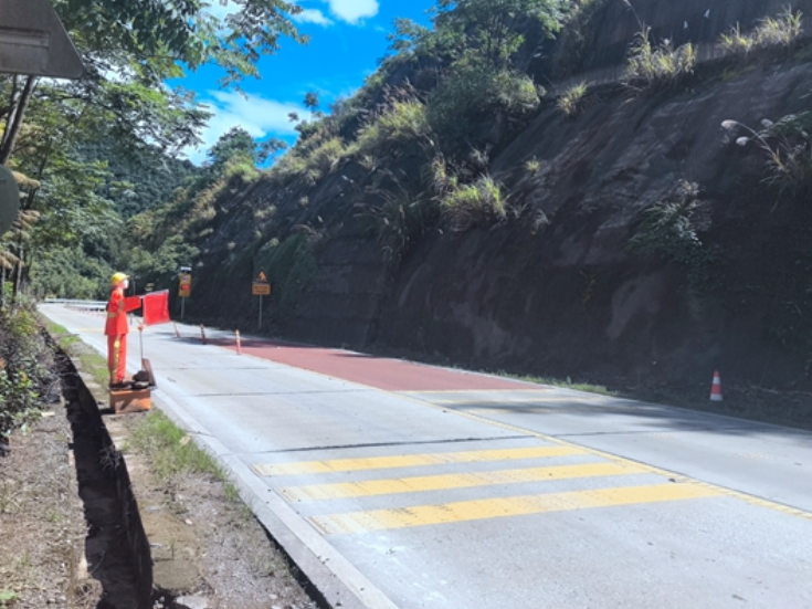 双牌：警保联动推进交通安全隐患整改 筑牢道路安全防线