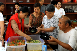 敬老爱老树新风 双牌县五里牌村老年食堂开业