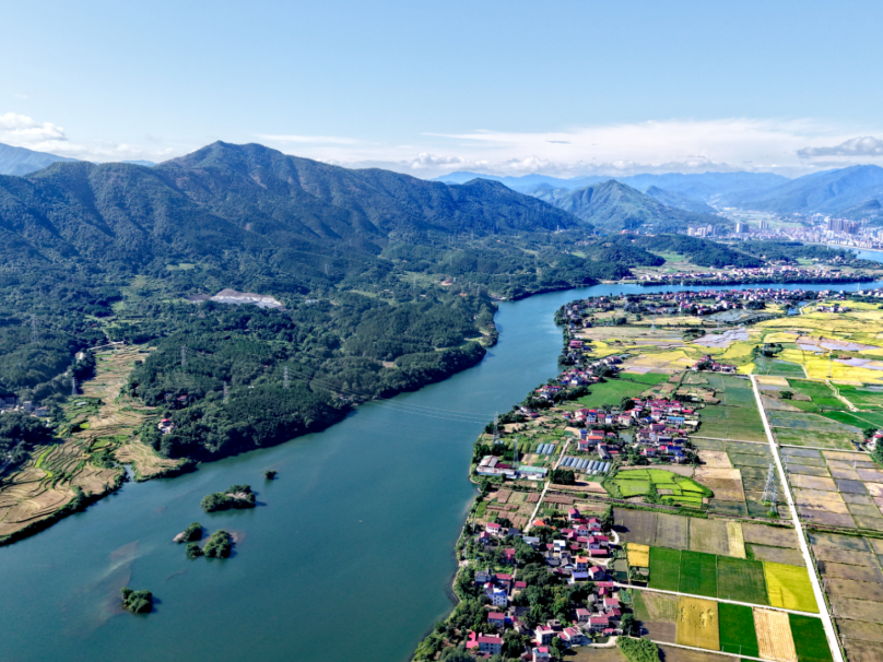 双牌潇水河（月湖）：水墨铺展田野景 河长制护碧水向北流（组图）