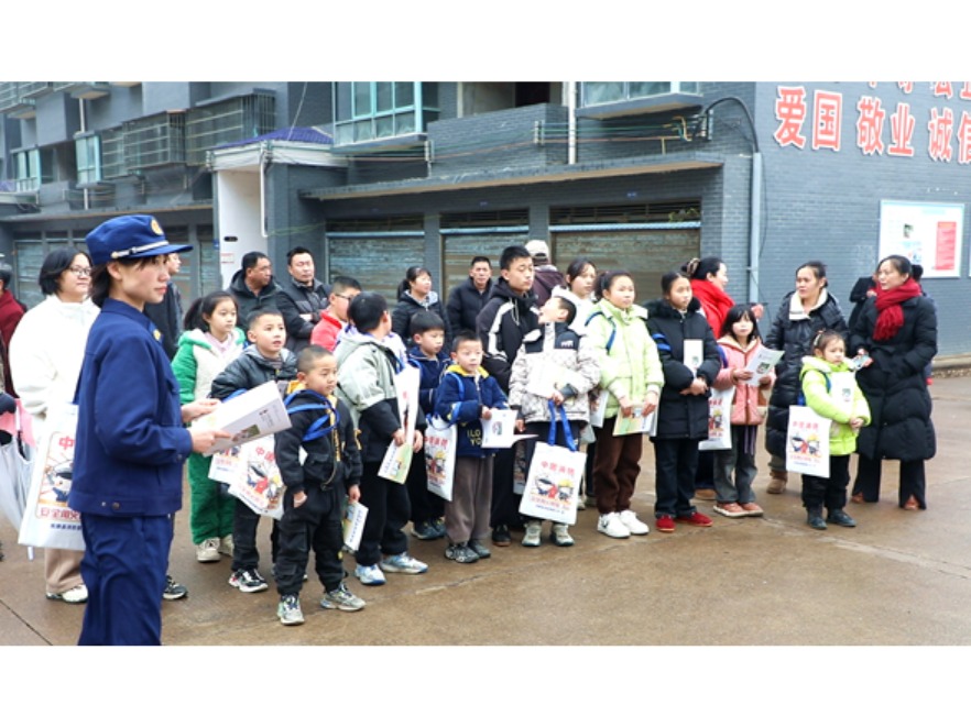 新春走基层 | 双牌：消防+妇联联动 筑牢假期儿童安全防线
