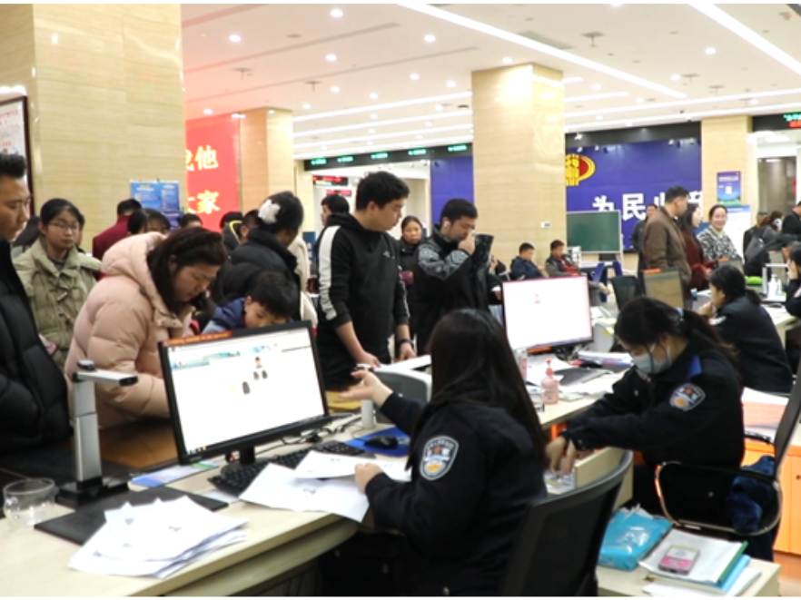 双牌：收心归位办实事 政务服务暖民心