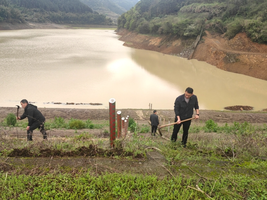 双牌县政协委员开展防汛排查 筑牢安全防线