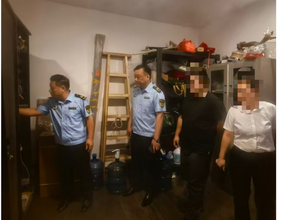 齐抓共管严整治 净化荧屏树正源(1)463.png 齐抓共管严整治 净化荧屏树正源(1)463.png