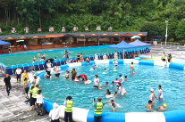 双牌：景区建起水上乐园 夏日消暑好玩又安全